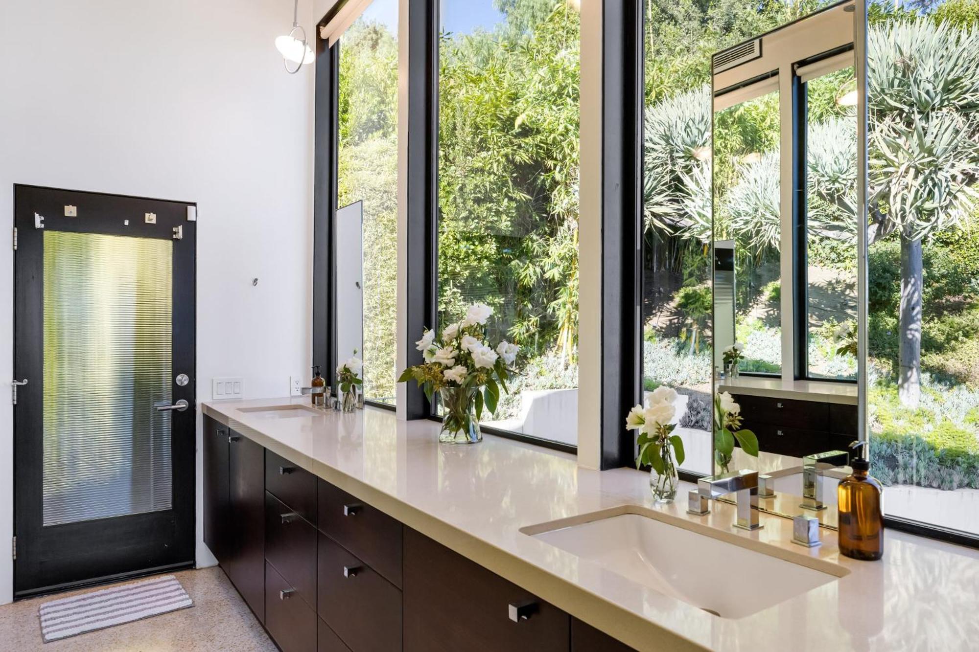 Kings Road West Hollywood Luxury Pool Views Firepit Modern Design Holiday home